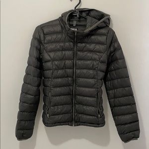 Aritzia Parklife Grey Puffer Jacket
